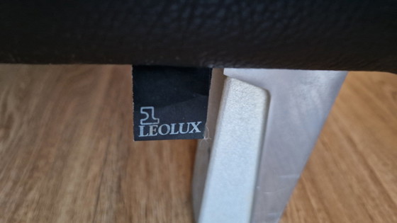 Image 1 of Leolux Modell Antonia 2,5 Sitzer aus schwarzem Leder.