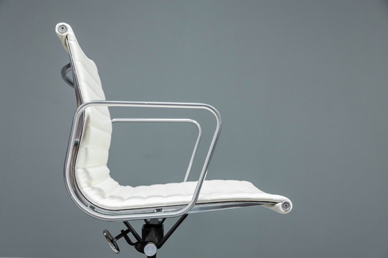 Image 1 of Eames Ea117 Alugroup Bürostuhl