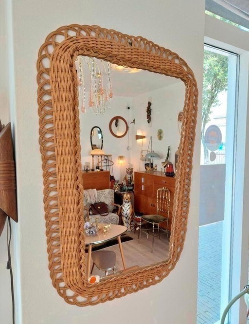 Großer konischer Spiegel aus Rattan im Vintage 