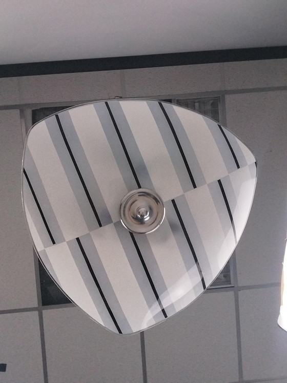 Image 1 of  1 X Grau Schwarz Weiß Glas Deckenleuchte 1960'S Tschechisch 50 cm Schöne grafische Zeichnung. 50 Cm Durchmesser 70 Cm hoch