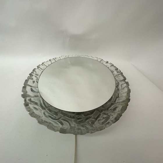 Image 1 of Hillebrand vintage Lucite Wand ovaler Spiegel mit Hintergrundbeleuchtung, Deutschland 1970er