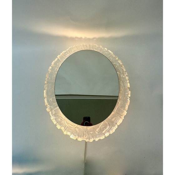Image 1 of Hillebrand vintage Lucite Wand ovaler Spiegel mit Hintergrundbeleuchtung, Deutschland 1970er