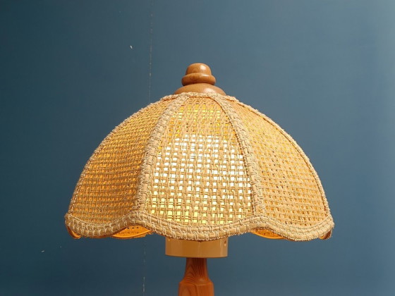 Image 1 of Vintage Rattan Tischlampe