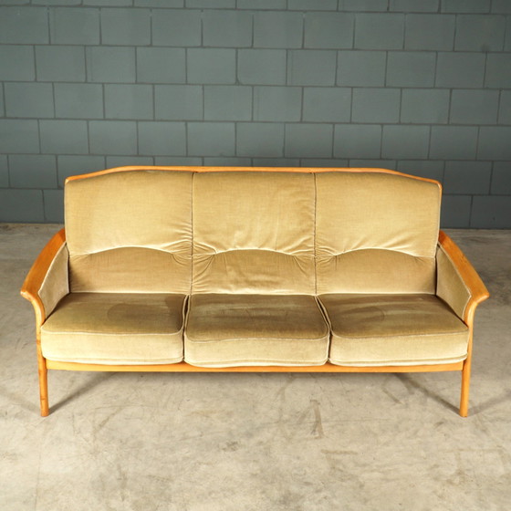 Image 1 of Dreisitziges Sofa aus der Mitte des Jahrhunderts - Velours - 1960er Jahre