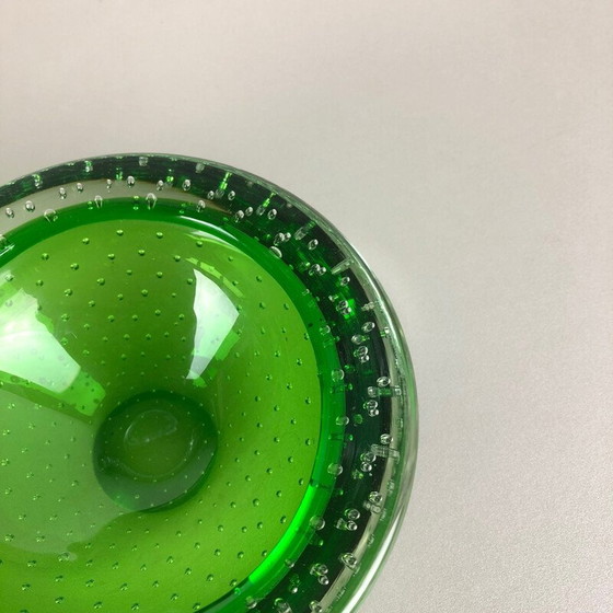 Image 1 of Alter Aschenbecher aus grünem Bullicante-Glas aus Murano, Italien 1970