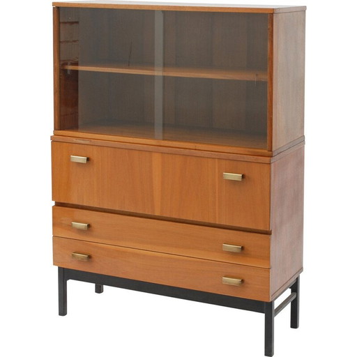 Bücherregal aus Nussbaum und Glas für Interiér Praha, Tschechische Republik 1960