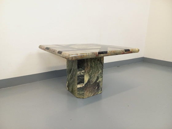 Image 1 of Vintage Marmor Quadratischer Niedriger Tisch Mit Geometrischen Mustern Aus Den 70er Jahren
