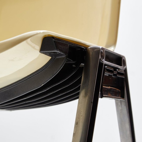 Image 1 of Vintage "Modus Sm 203" stapelbarer Kunststoffsessel von Osvaldo Borsani für Tecno, 1980er Jahre
