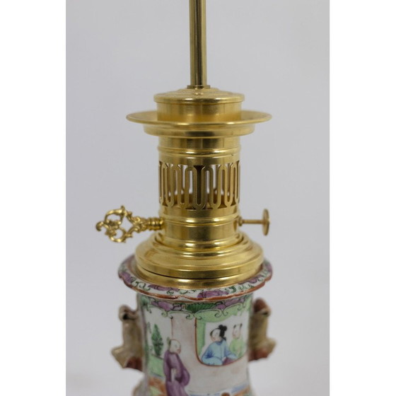 Image 1 of Paar alte Lampen aus Kantonsporzellan und vergoldeter Bronze, 1880