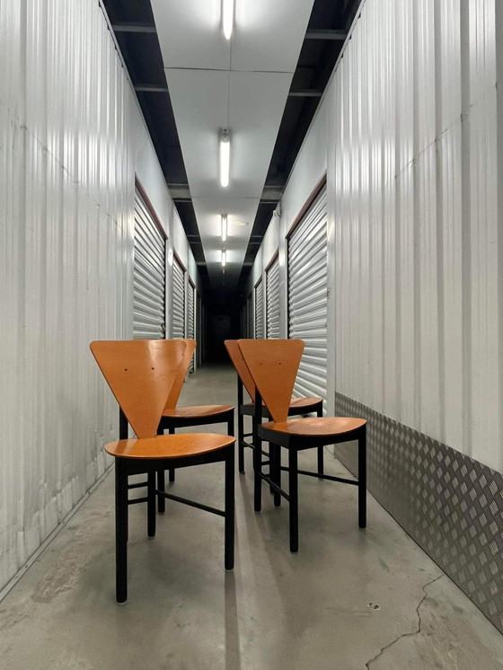 Image 1 of 2x Postmoderne Esszimmerstühle