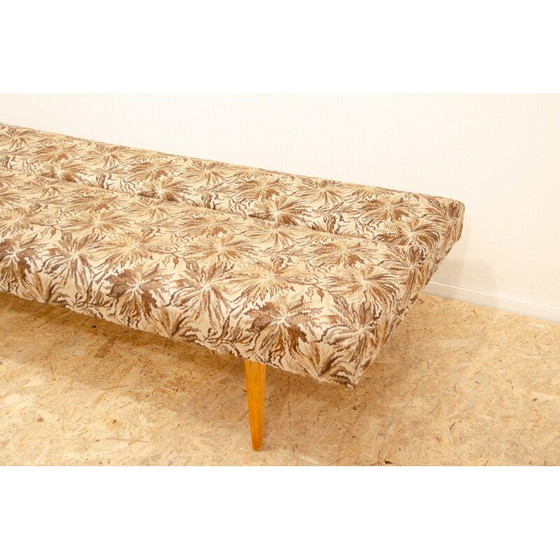 Image 1 of Vintage 3-Sitzer Sofa aus Buchenholz und Stoff von Miroslav Navrátil, Tschechoslowakei 1960