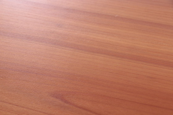 Image 1 of Vintage Couchtisch mit 3 Beinen und Messing Details Skandinavien.