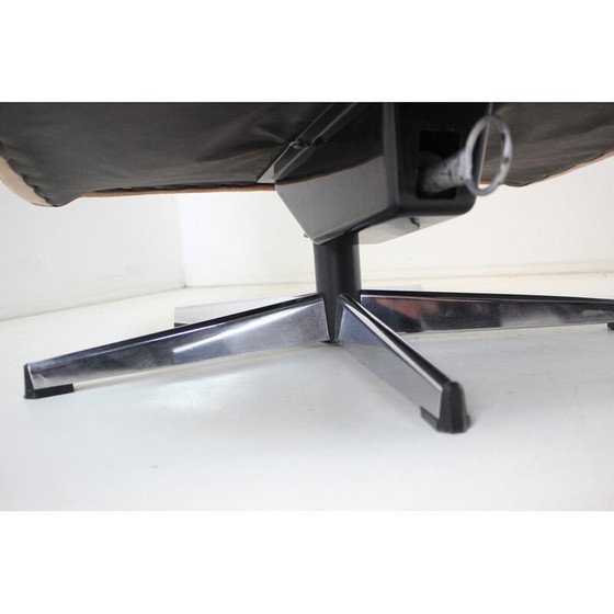 Image 1 of Mid Century Drehsessel aus Leder, Finnland 1970