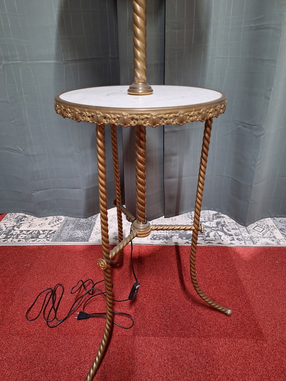 Image 1 of Altmodische Stehlampe mit Marmorplatte