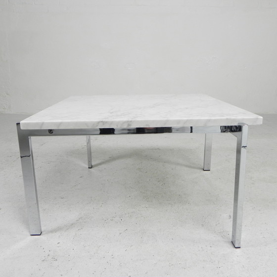 Image 1 of COUCHTISCH MIT CARRARA-MARMORPLATTE 60 X 60 CM, 1970ER JAHRE