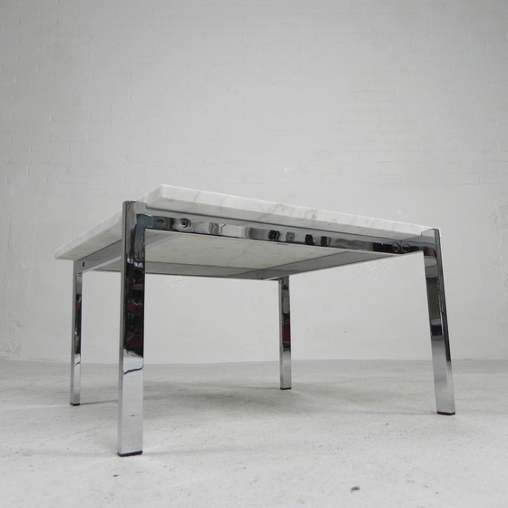 Image 1 of COUCHTISCH MIT CARRARA-MARMORPLATTE 60 X 60 CM, 1970ER JAHRE