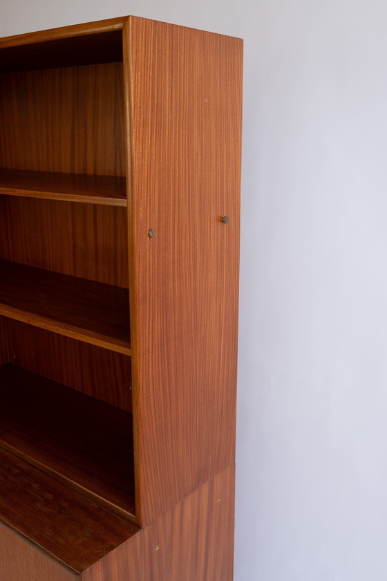 Image 1 of Vintage Bücherregal 60s mit Türen