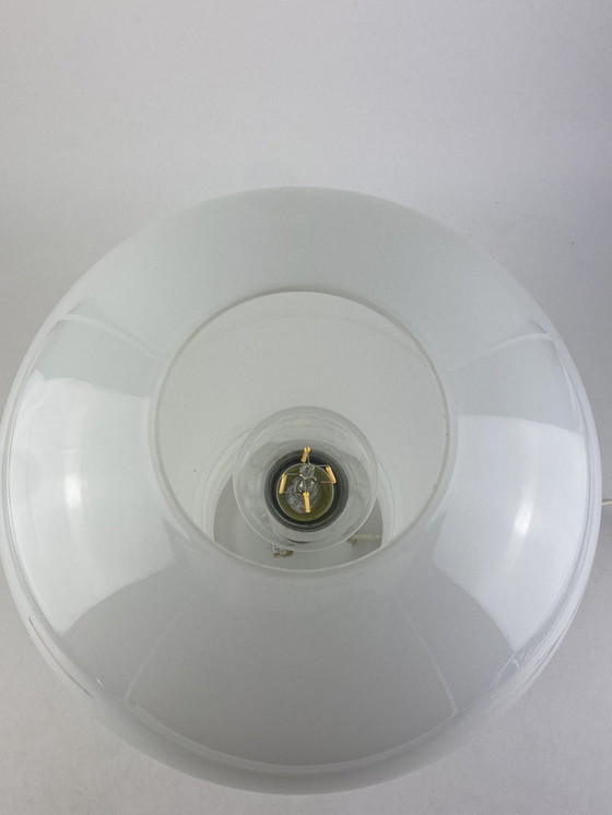 Image 1 of Paar Weißglas-Tischlampen mit Glühbirne von Glashütte Limburg 1979