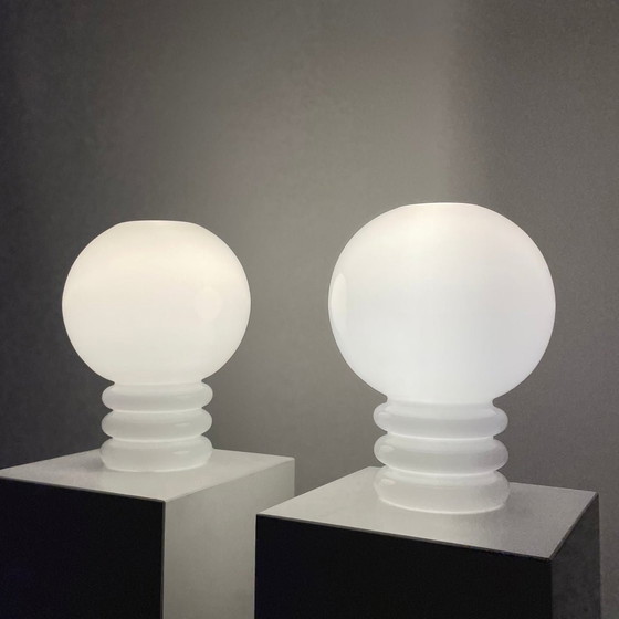 Image 1 of Paar Weißglas-Tischlampen mit Glühbirne von Glashütte Limburg 1979