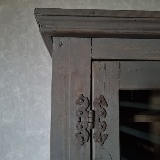 Image 1 of Vitrine Atelier Patiniert Grau 1920er /1930er Jahre