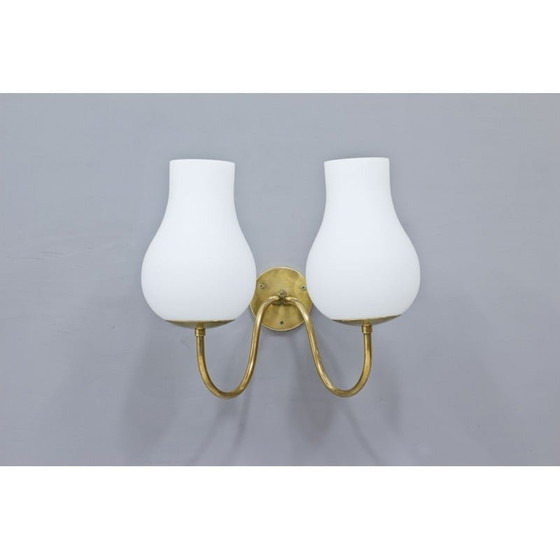 Image 1 of Wandlampe aus Opalglas und Messing, Schweden, 1940er Jahre
