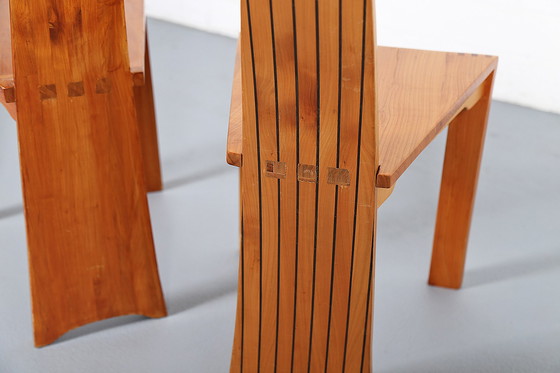 Image 1 of 2x Cherry Pearl Dot Plank Back Chairs von Robert Williams