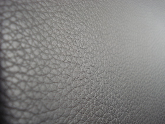 Image 1 of Thonet S32 PV Freischwinger, entworfen von Marcel Breuer