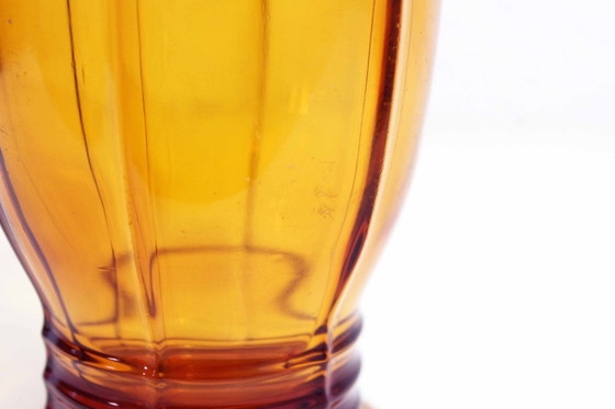 Image 1 of Art Deco Vase aus geformtem Glas 1930er Jahre