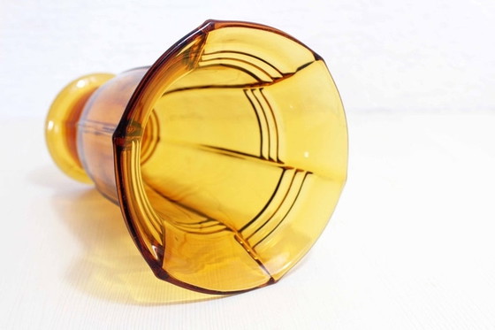 Image 1 of Art Deco Vase aus geformtem Glas 1930er Jahre