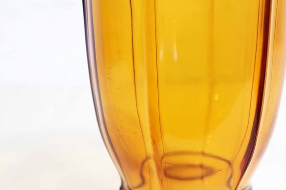 Image 1 of Art Deco Vase aus geformtem Glas 1930er Jahre