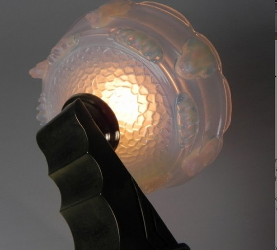 Image 1 of Art Deco Wandlampe mit opalisierendem Glas, 30er Jahre