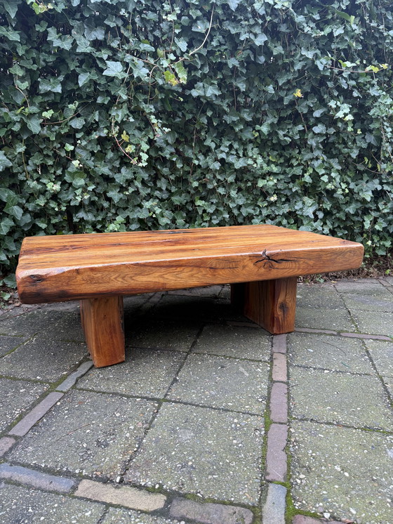 Image 1 of Brutalistischer Wabi-Sabi Couchtisch aus massivem Eichenholz