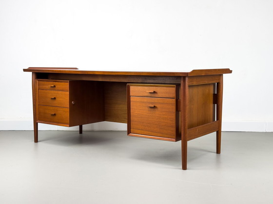 Image 1 of Teak Model 207 Desk By Arne Vodder For Sibast, 1960S