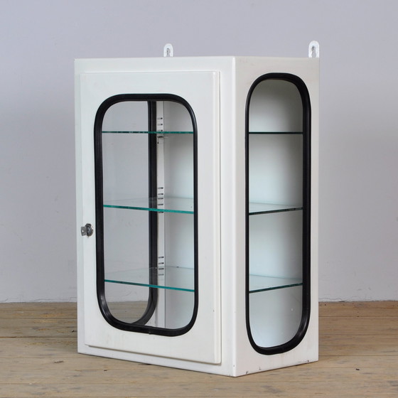 Image 1 of Vintage Medizinschrank