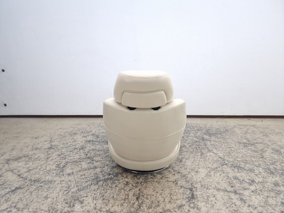 Image 1 of Echtledersessel Drehsessel Chair in der Farbe Creme