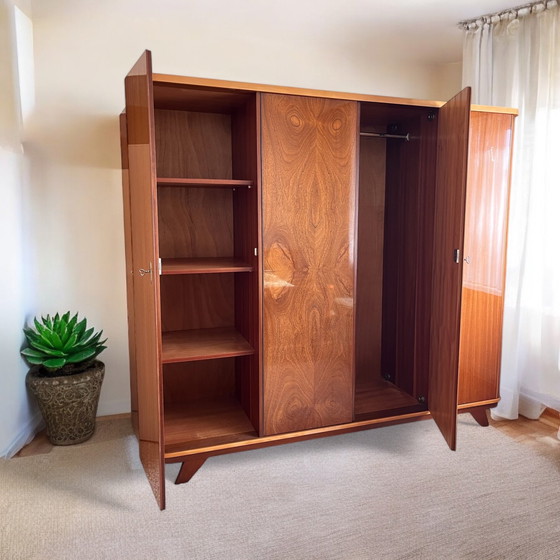 Image 1 of Vintage Garderobe Garderobe