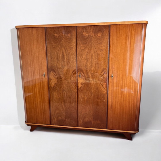 Image 1 of Vintage Garderobe Garderobe