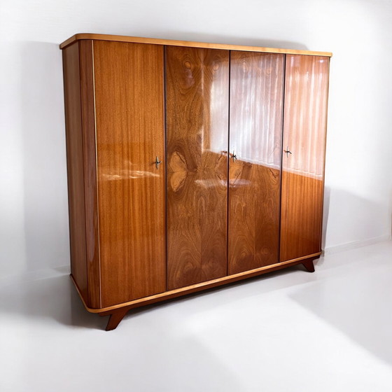 Image 1 of Vintage Garderobe Garderobe