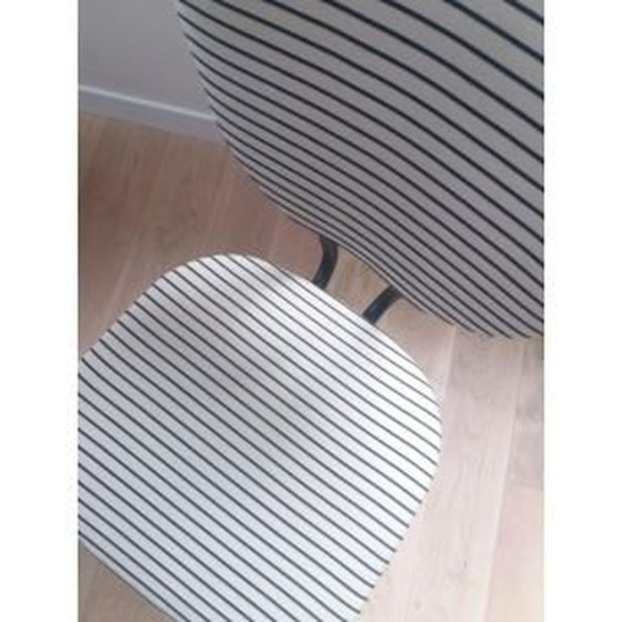 Image 1 of Vintage Metallstuhl mit Streifenmuster, 1950er Jahre