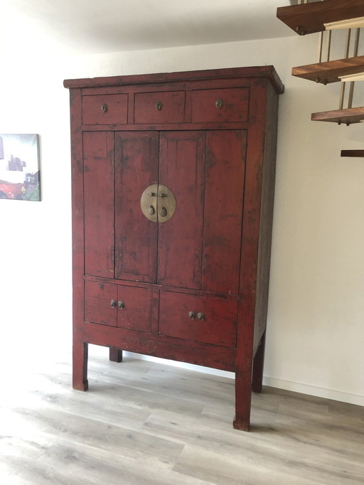 Robuste chinesische Brautgarderobe