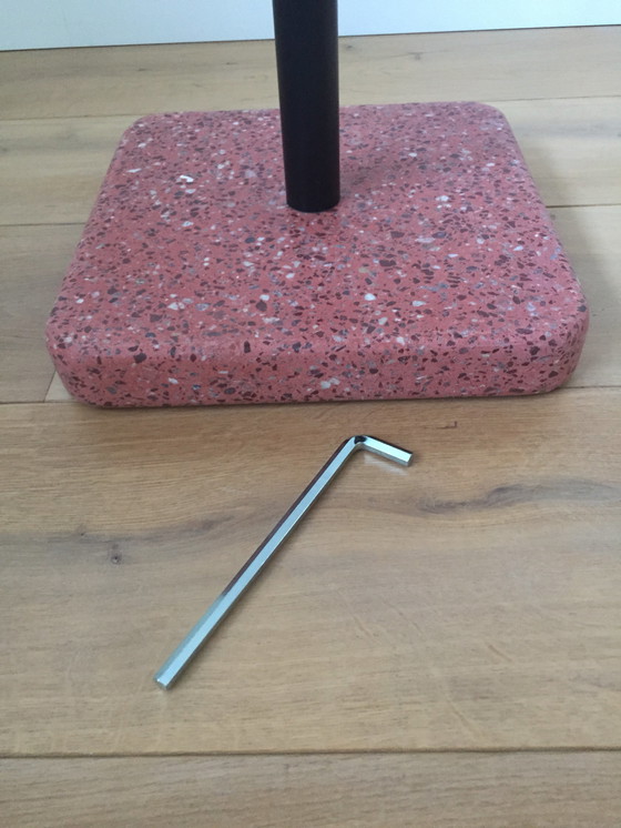Image 1 of Hay Terrazzo Quadratischer Tisch