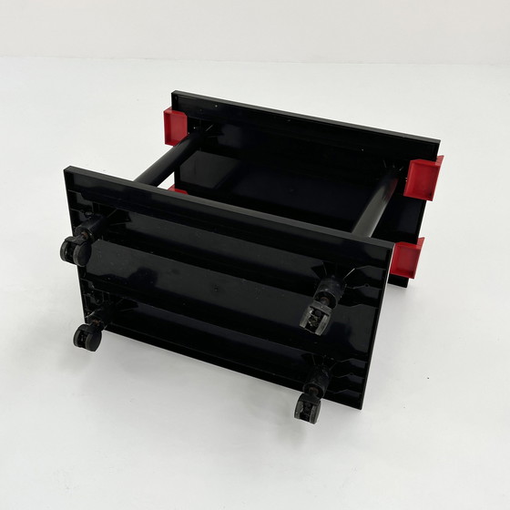 Image 1 of Schwarzer und roter postmoderner Trolley von Anna Castelli Ferrieri für Kartell, 1980er Jahre