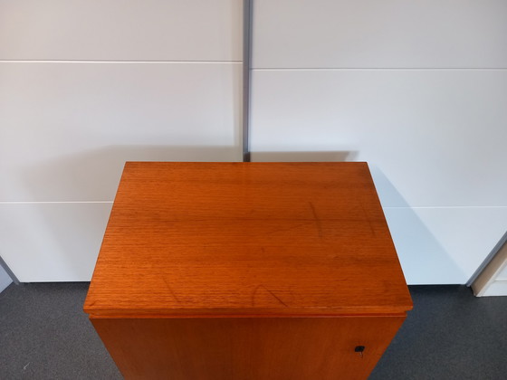 Image 1 of Retro-Vintage-Schrank