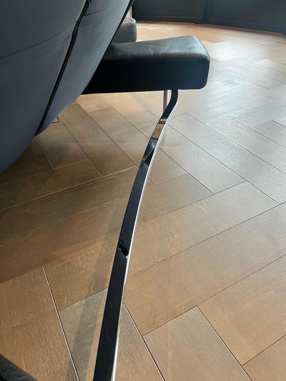 Image 1 of Edra Flap Schwarzes Leder Design Bank