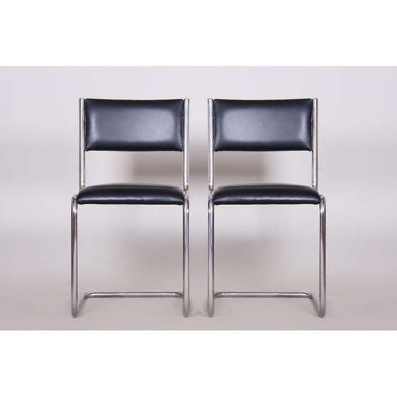 Image 1 of Zwei Bauhaus-Stühle aus schwarzem Leder, 1930er Jahre