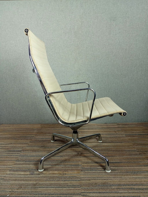 1X Herman Miller Charles Ray Eames Ea116