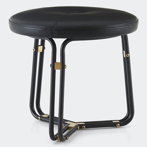 Image 1 of 1 X Qt/Chillax Hocker Nic Graham Stellar Works