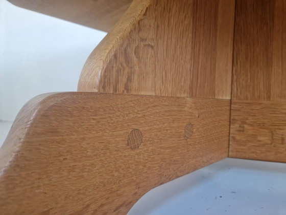 Image 1 of Brutalistischer Japandi Achteckiger Tisch aus massiver Eiche