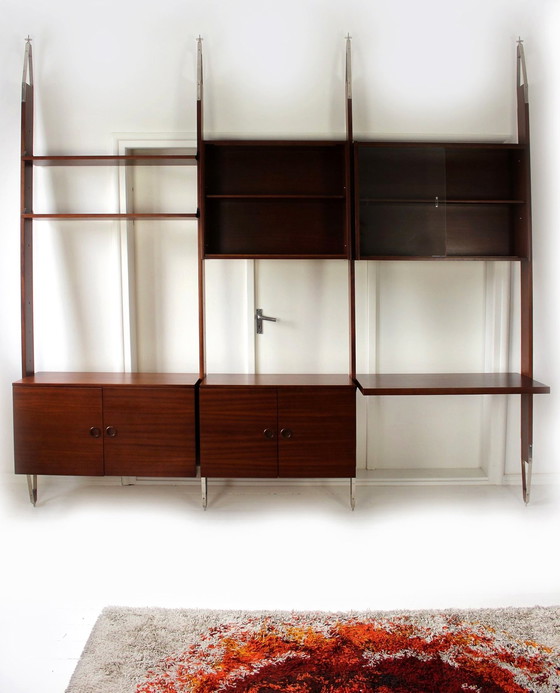 Image 1 of Restaurierter Mid Century-Wandschrank von Jitona, 1973