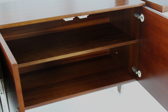 Image 1 of Restaurierter Mid Century-Wandschrank von Jitona, 1973